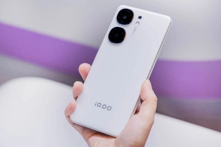 iQOO Neo 9S Pro+